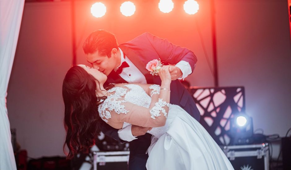 La boda de America Dalai Gonzalez Benitez  y Irving Jair Navarro Machaen  en Tepic, Nayarit