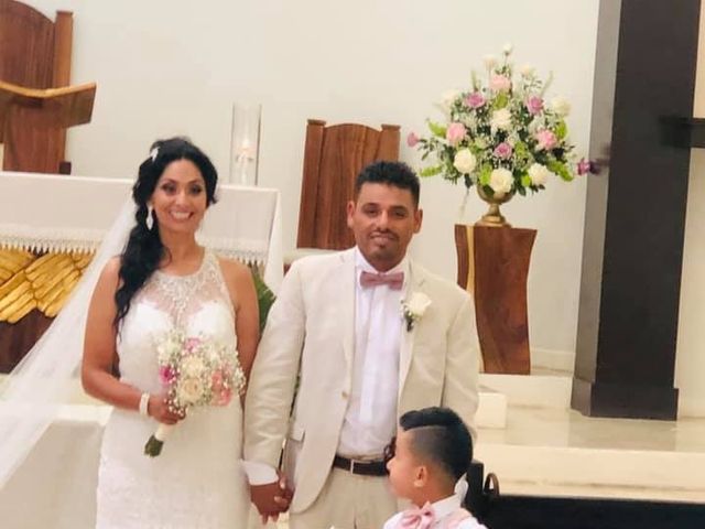 La boda de Mario y Gabby en Rosarito, Baja California 9
