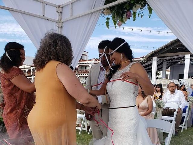 La boda de Mario y Gabby en Rosarito, Baja California 12