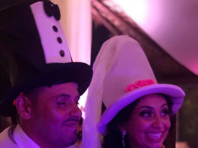 La boda de Mario y Gabby en Rosarito, Baja California 29