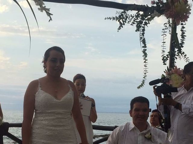 La boda de Alejandro y Gabriela  en Puerto Vallarta, Jalisco 9