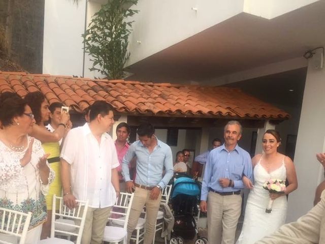 La boda de Alejandro y Gabriela  en Puerto Vallarta, Jalisco 11