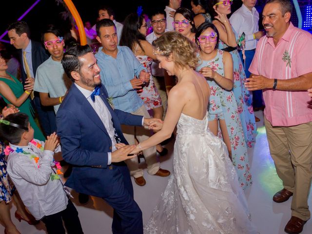 La boda de César y Fátima en Mazatlán, Sinaloa 25