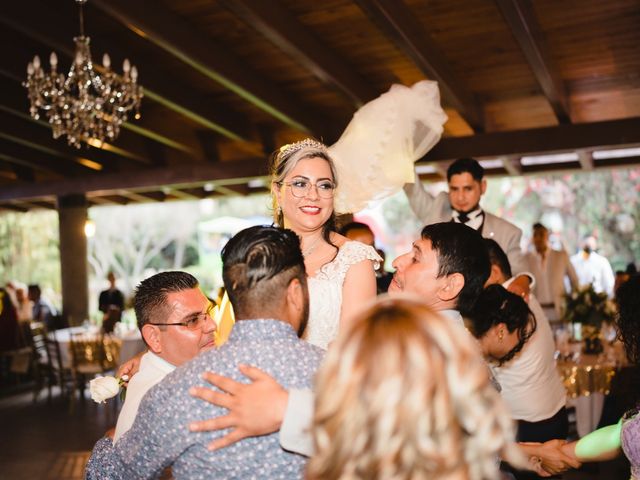 La boda de Carlos Alberto y Sandra Edith en Morelia, Michoacán 11