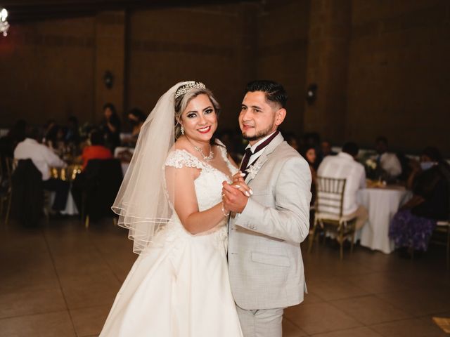 La boda de Carlos Alberto y Sandra Edith en Morelia, Michoacán 13