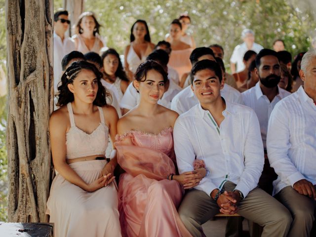 La boda de Alex y Lupita en Cancún, Quintana Roo 27