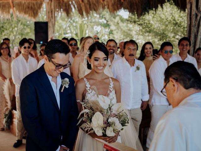 La boda de Alex y Lupita en Cancún, Quintana Roo 30