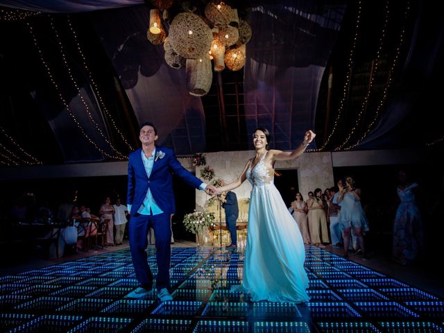 La boda de Alex y Lupita en Cancún, Quintana Roo 77