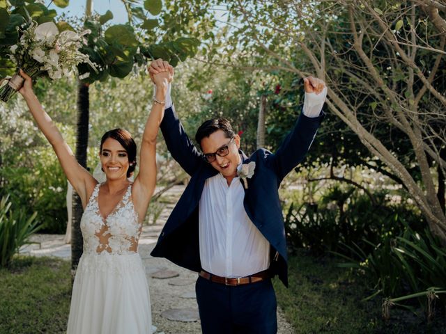 La boda de Alex y Lupita en Cancún, Quintana Roo 43