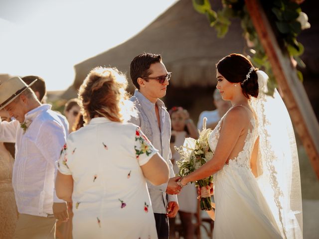 La boda de Alex y Lupita en Cancún, Quintana Roo 47