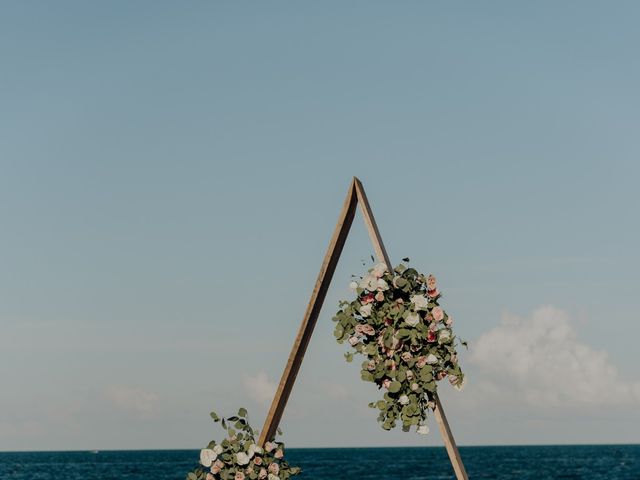 La boda de Alex y Lupita en Cancún, Quintana Roo 48