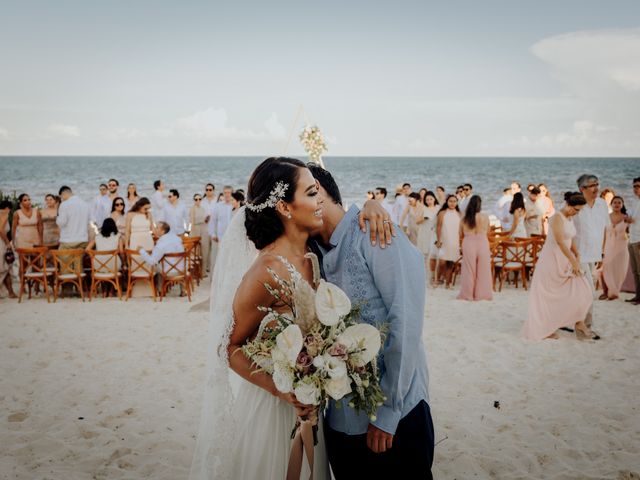 La boda de Alex y Lupita en Cancún, Quintana Roo 55