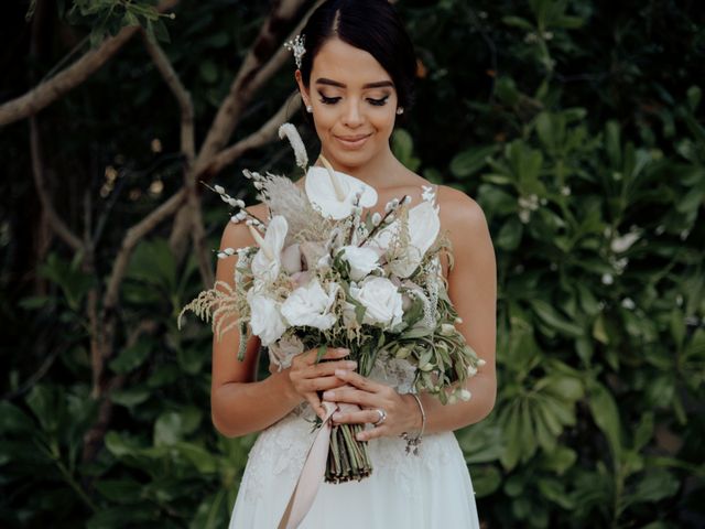 La boda de Alex y Lupita en Cancún, Quintana Roo 62