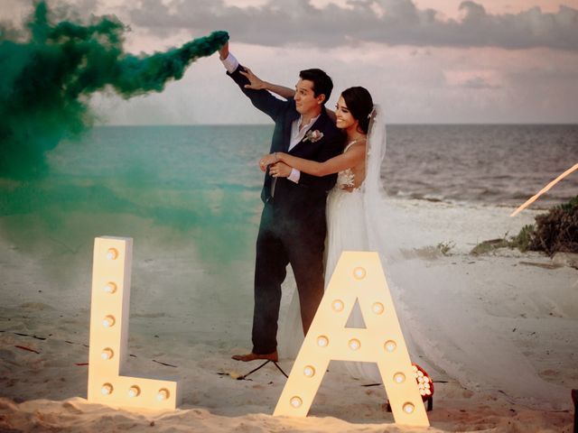 La boda de Alex y Lupita en Cancún, Quintana Roo 69
