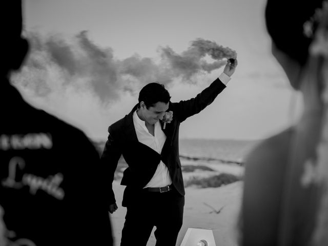 La boda de Alex y Lupita en Cancún, Quintana Roo 70