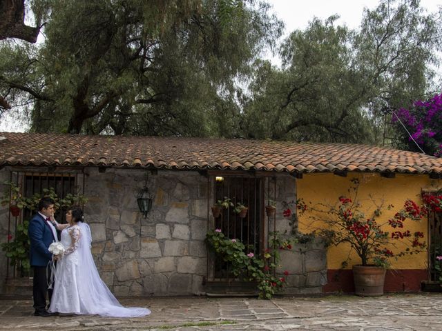 La boda de Luis y Nayelli en Iztapalapa, Ciudad de México 37