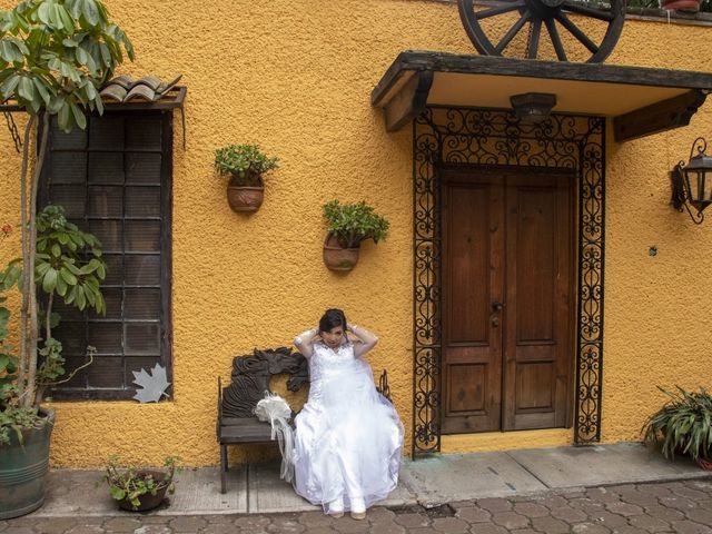 La boda de Luis y Nayelli en Iztapalapa, Ciudad de México 46