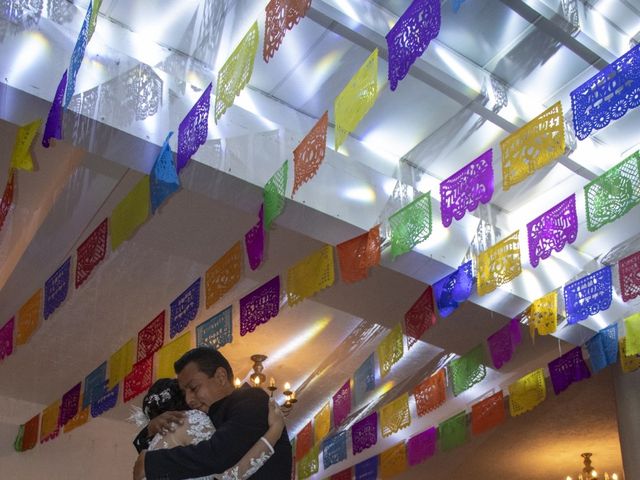 La boda de Luis y Nayelli en Iztapalapa, Ciudad de México 57
