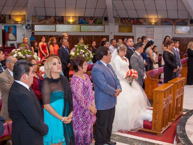 La boda de Jair y Ahinela en Iztapalapa, Ciudad de México 28