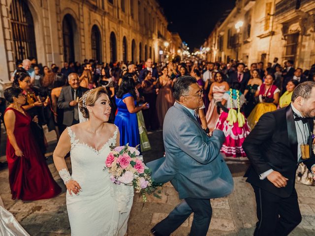 La boda de Ezequiel y Margarita en Oaxaca, Oaxaca 31