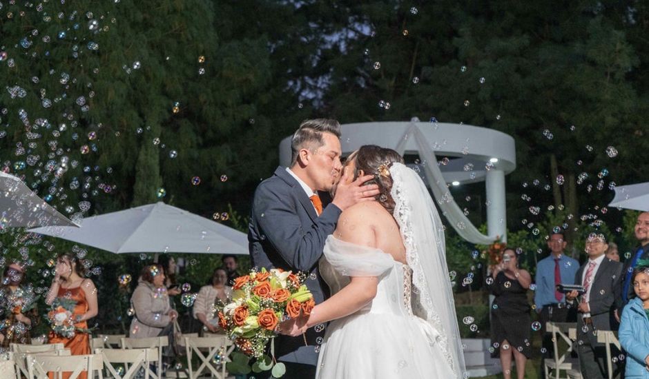 La boda de Luis Puga y Arely Martínez  en Tlalmanalco, Estado México