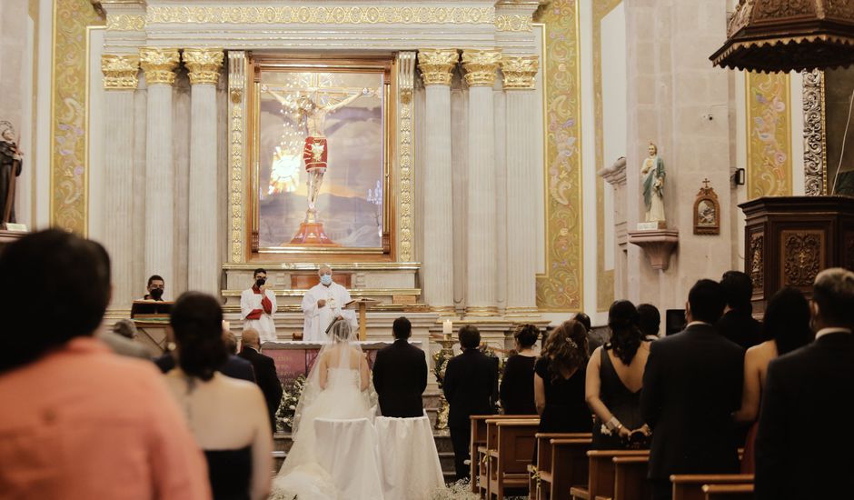 La boda de Hernán y Elsy en Morelia, Michoacán