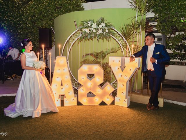 La boda de Juan Antonio  y Ángeles  en Mazatlán, Sinaloa 17