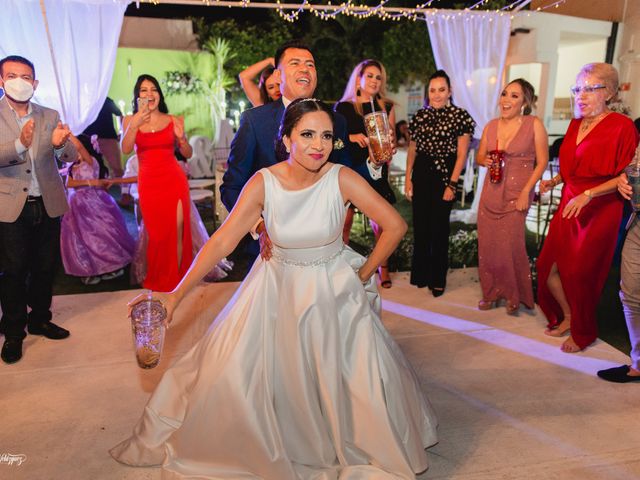 La boda de Juan Antonio  y Ángeles  en Mazatlán, Sinaloa 20