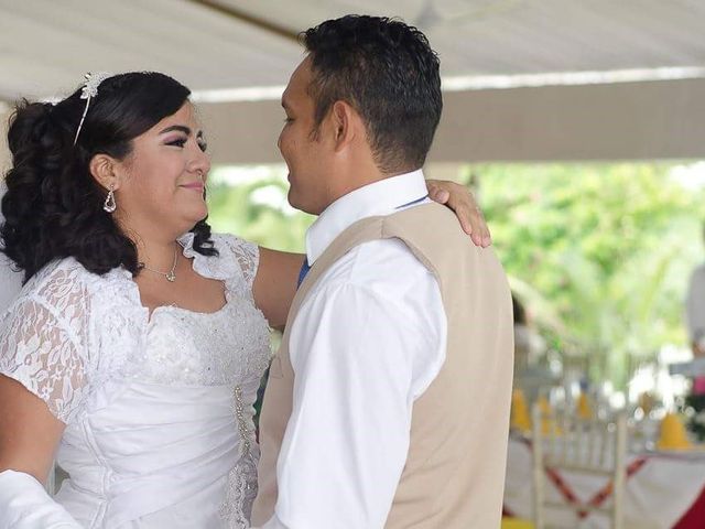 La boda de Luis Arturo y Viridiana en Cunduacán, Tabasco 12