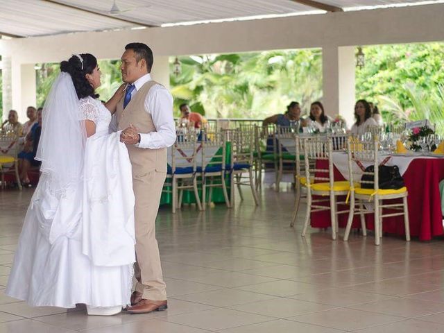 La boda de Luis Arturo y Viridiana en Cunduacán, Tabasco 13