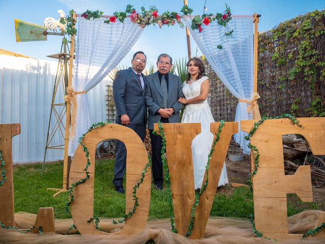 La boda de Miriam y Carlos en Mexicali, Baja California 23