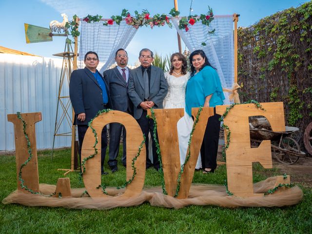 La boda de Miriam y Carlos en Mexicali, Baja California 24