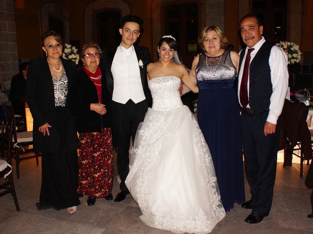 La boda de Manuel y Monserrat en Cuauhtémoc, Ciudad de México 28