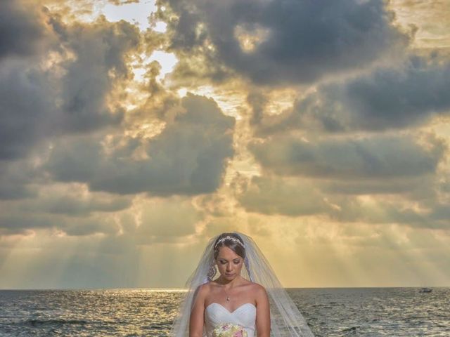 La boda de ARMANDO y FLORICEL  en Puerto Vallarta, Jalisco 1