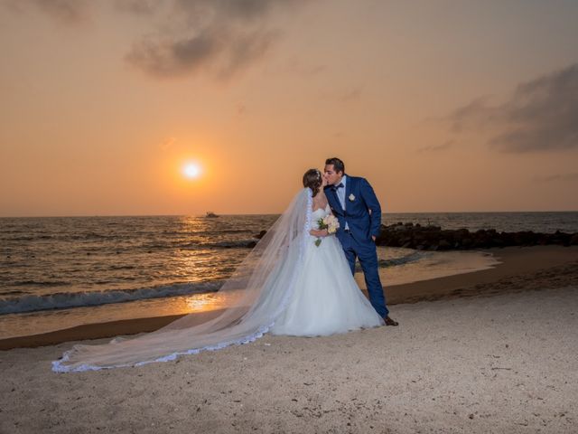 La boda de ARMANDO y FLORICEL  en Puerto Vallarta, Jalisco 34