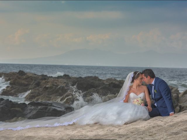 La boda de ARMANDO y FLORICEL  en Puerto Vallarta, Jalisco 52