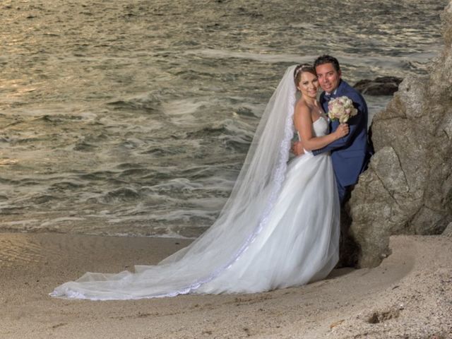 La boda de ARMANDO y FLORICEL  en Puerto Vallarta, Jalisco 56