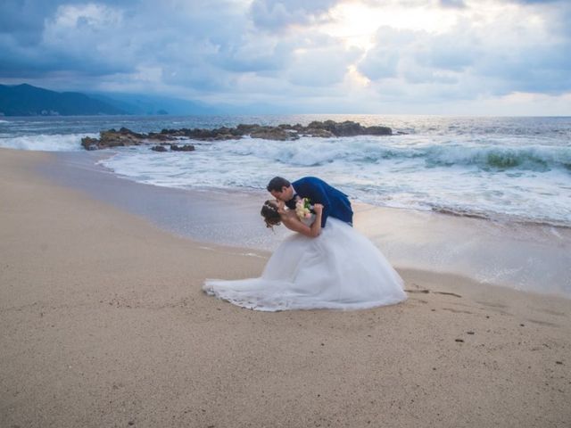 La boda de ARMANDO y FLORICEL  en Puerto Vallarta, Jalisco 64
