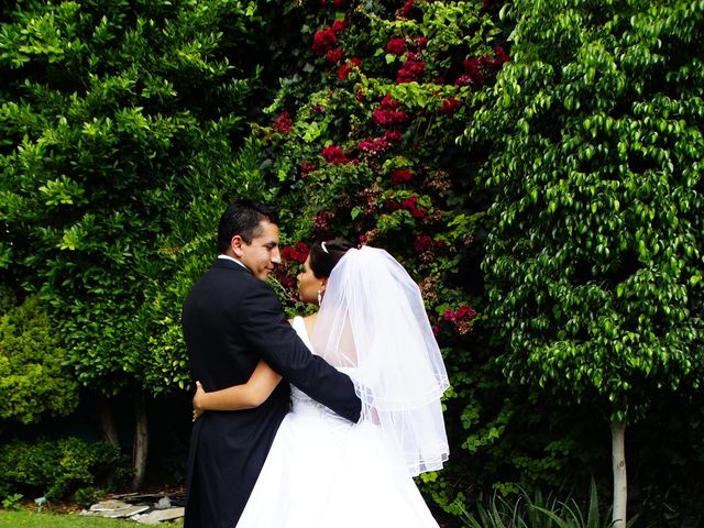 La boda de Jonathan y Lydia en Iztacalco, Ciudad de México 21