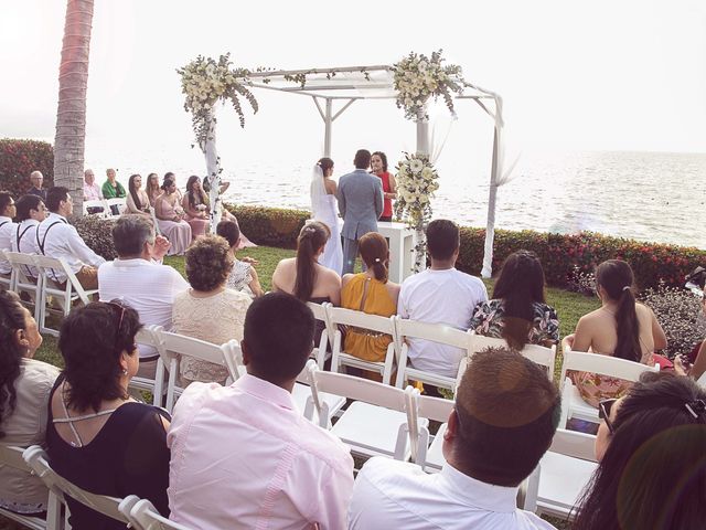 La boda de Cristian y Gabiela en Puerto Vallarta, Jalisco 5