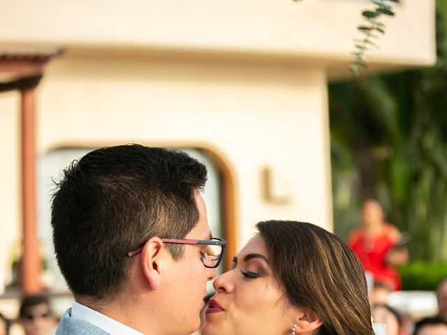 La boda de Cristian y Gabiela en Puerto Vallarta, Jalisco 16