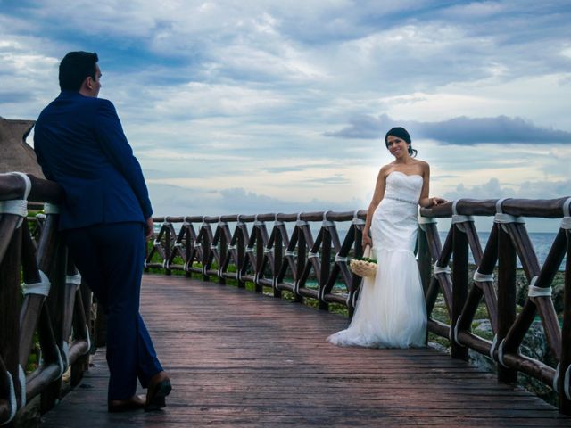 La boda de Roque y Alejandra en Puerto Aventuras, Quintana Roo 42