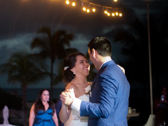 La boda de Roque y Alejandra en Puerto Aventuras, Quintana Roo 51