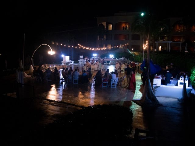 La boda de Roque y Alejandra en Puerto Aventuras, Quintana Roo 56