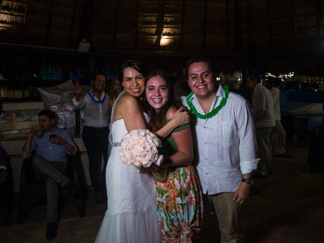 La boda de Roque y Alejandra en Puerto Aventuras, Quintana Roo 63