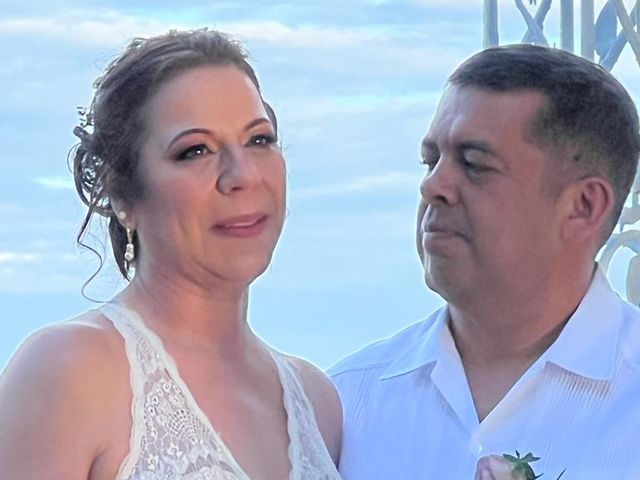 La boda de Gustavo y Brenda  en Cancún, Quintana Roo 6