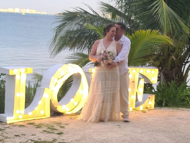 La boda de Gustavo y Brenda  en Cancún, Quintana Roo 12