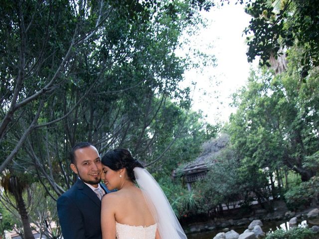 La boda de Alejandro y Gabriela en Tijuana, Baja California 23