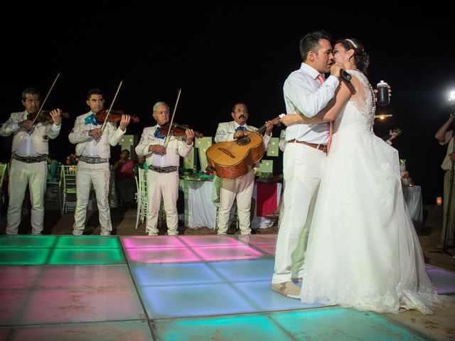 La boda de Erick y Gradiz en Ixtapa Zihuatanejo, Guerrero 59