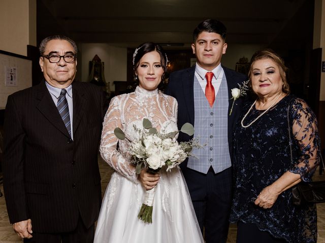 La boda de Ricardo y Alejandra en Tlaquepaque, Jalisco 15